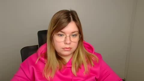 Mariana online show from October 19, 5:19 am