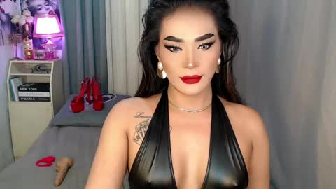 Snapshot of midnightraven27 chatting on February 17, 9:30 pm  Dont forget to follow online show from February 17, 9:30 pm