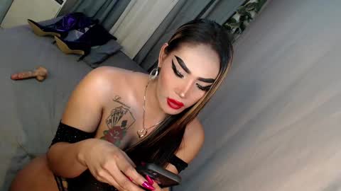 Snapshot of midnightraven27 chatting on March 10, 2:17 am  Dont forget to follow online show from March 10, 2:17 am