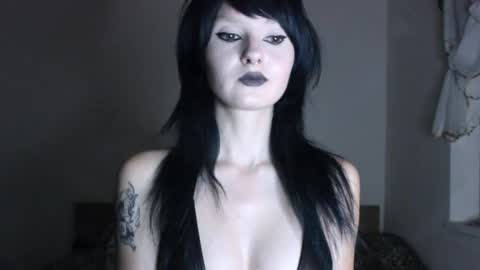 Snapshot of midnightsiren chatting on September 24, 5:49 pm midnightsiren online show from September 24, 5:49 pm