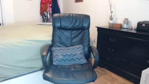 MidsummerNightsDream online show from December 23, 6:58 pm