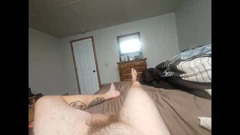 Snapshot of midwestbrojerk90 chatting on December 4, 2:54 am midwestbrojerk90 online show from December 4, 2:54 am