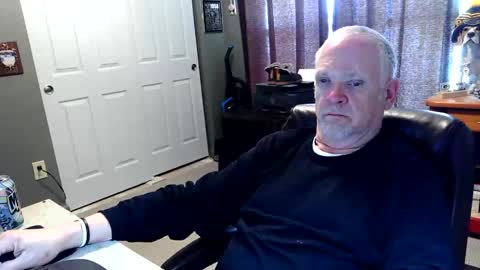 midwestdad09 online show from April 6, 7:26 pm