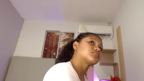 Snapshot of miel_alisha chatting on February 24, 12:03 pm miel online show from February 24, 12:03 pm
