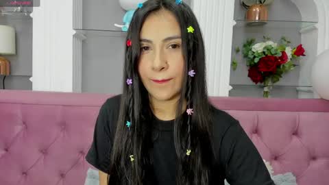 Snapshot of miel_latina chatting on June 4, 2:01 pm miel online show from June 4, 2:01 pm