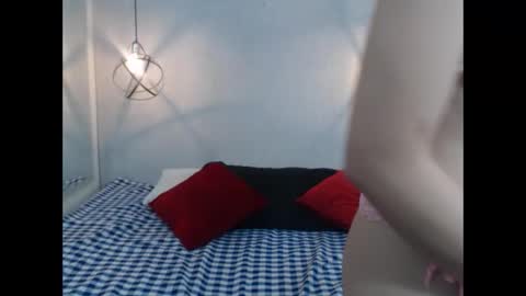 Snapshot of migatica_johnson12 chatting on April 23, 3:30 am Migatica johnson12 online show from April 23, 3:30 am
