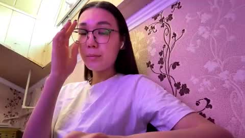 Snapshot of migdaliafenlon chatting on September 28, 9:25 am Nova online show from September 28, 9:25 am