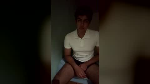 Snapshot of migguev chatting on June 24, 7:29 am migguev online show from June 24, 7:29 am