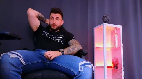 MightyAaron online show from March 11, 4:43 am