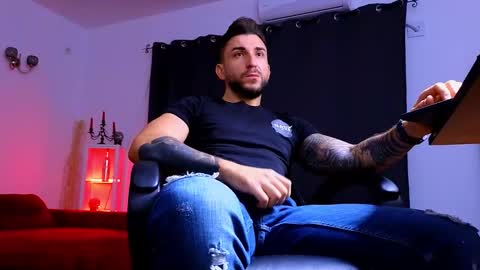 MightyAaron online show from September 17, 3:08 am