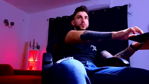 MightyAaron online show from September 30, 2:38 am