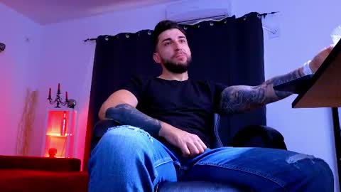 Snapshot of mightyaaron chatting on July 19, 3:10 am MightyAaron online show from July 19, 3:10 am