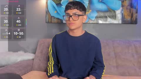 Snapshot of miguel_turqueza chatting on May 18, 10:59 pm miguel_turqueza online show from May 18, 10:59 pm