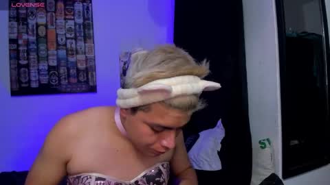 MihaAdamss online show from January 7, 6:32 pm