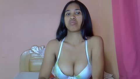 mihpretties online show from February 23, 8:12 am