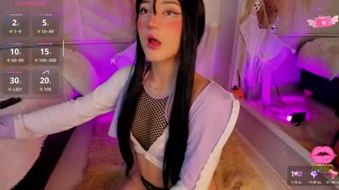   online show from October 17, 12:30 pm