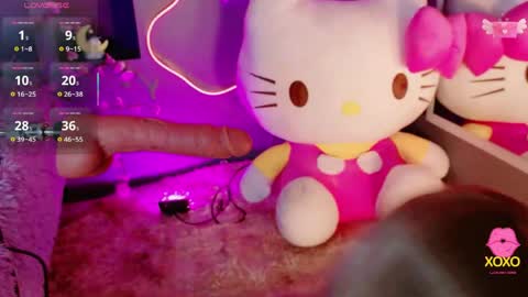   online show from March 25, 12:22 pm