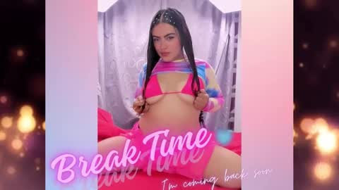 Snapshot of miia__jhonson chatting on January 10, 2:45 pm MIA online show from January 10, 2:45 pm