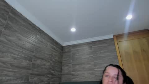 Mia online show from May 23, 7:24 am