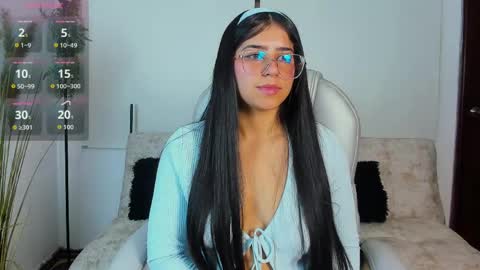 Snapshot of miia_bx chatting on April 10, 1:05 pm miia_bx online show from April 10, 1:05 pm
