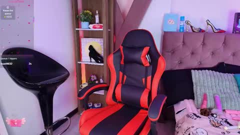 Miia Paris online show from February 12, 5:13 am