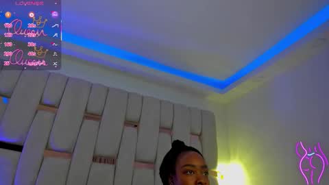 Miia Schwarz  online show from February 8, 1:36 pm