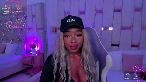 Miia Schwarz  online show from April 13, 3:12 am