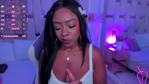 Snapshot of miia_schwarz chatting on April 24, 12:24 am Miia Schwarz online show from April 24, 12:24 am
