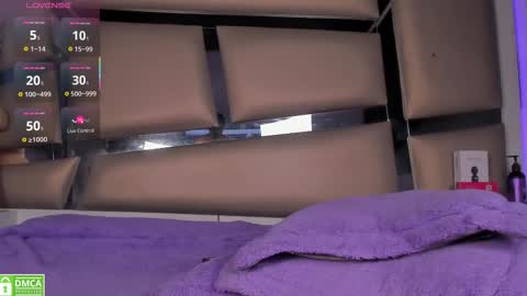 Snapshot of miia_spencer chatting on February 3, 2:53 am Mia online show from February 3, 2:53 am