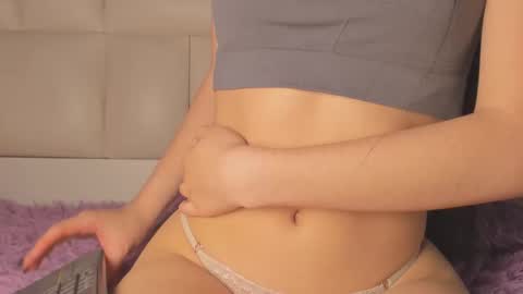 Snapshot of miia_spencer chatting on February 6, 1:14 pm Mia online show from February 6, 1:14 pm