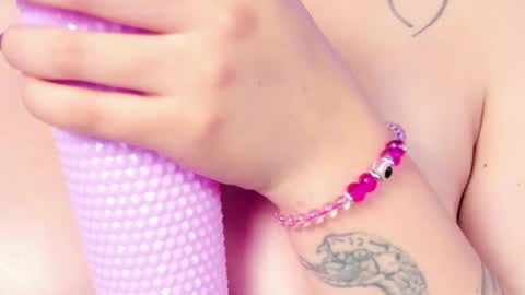 Snapshot of miia_spencer chatting on February 20, 6:26 am Mia online show from February 20, 6:26 am