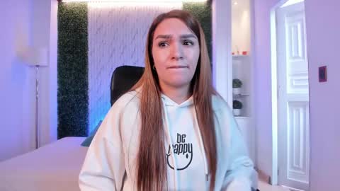 Miia 3 online show from October 3, 12:24 pm