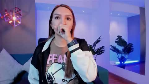 Miia 3 online show from February 21, 11:55 am