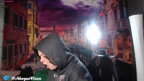 Ma -  online show from October 8, 9:12 pm