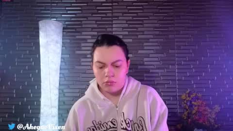 Ma -  online show from October 22, 9:14 pm