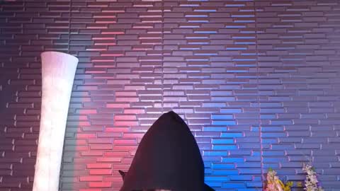 Ma -  online show from February 14, 9:28 am