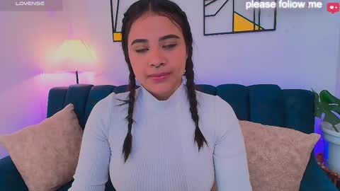 Snapshot of miiaa7_ chatting on April 29, 11:55 pm Ma is my name I invite you to check out my wish list for my birthday online show from April 29, 11:55 pm
