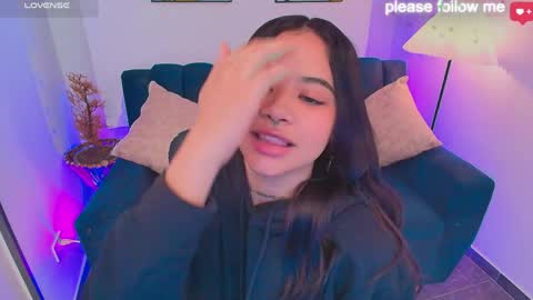 Snapshot of miiaa7_ chatting on May 6, 3:50 pm Ma is my name I invite you to check out my wish list for my birthday online show from May 6, 3:50 pm