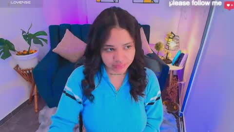 Snapshot of miiaa7_ chatting on June 3, 12:30 pm Ma is my name I invite you to check out my wish list for my birthday online show from June 3, 12:30 pm