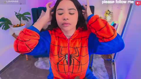 Snapshot of miiaa7_ chatting on June 5, 11:16 am Ma is my name I invite you to check out my wish list for my birthday online show from June 5, 11:16 am