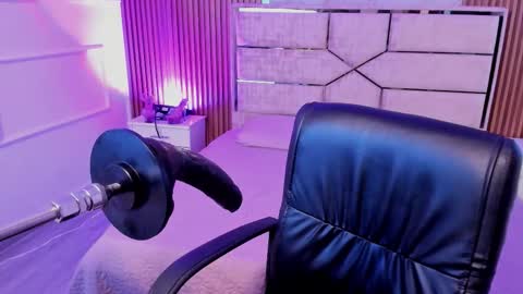 Mia Monroe online show from January 17, 10:46 pm