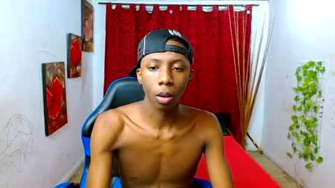 Snapshot of miilo18 chatting on June 13, 10:51 pm milo online show from June 13, 10:51 pm