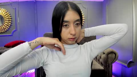 miilu  online show from December 11, 3:13 am