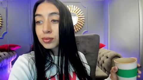 miilu  online show from December 12, 6:36 am