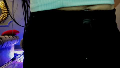 miilu  online show from December 20, 7:01 am