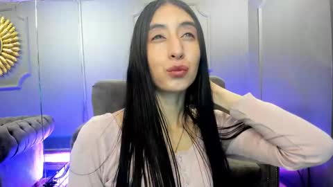 miilu  online show from February 9, 6:33 am