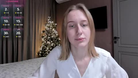 Mika online show from December 19, 11:01 pm