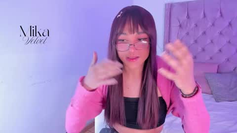 mika_velvet online show from January 16, 9:30 pm