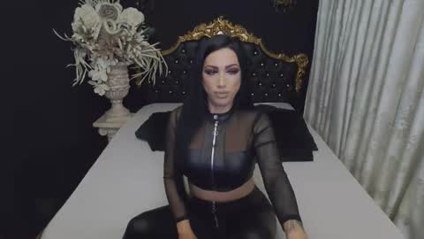 Mikaela online show from November 6, 4:35 am