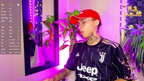 mikaelarangel online show from October 18, 6:08 pm